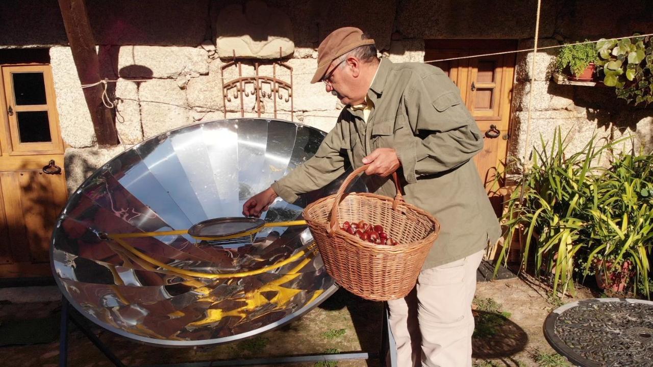 Гостевой дом Chale Da Quinta "Lavoura Da Bouca - Fruta Bio" Селорику-ди-Башту Экстерьер фото